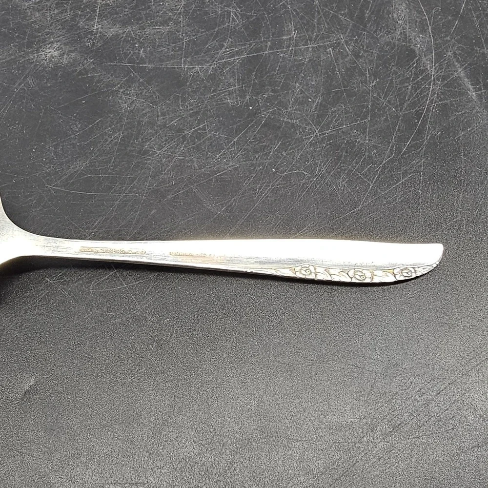 Vintage WM A ROGERS A1 PLUS ONEIDA SILVERPLATE 9.5